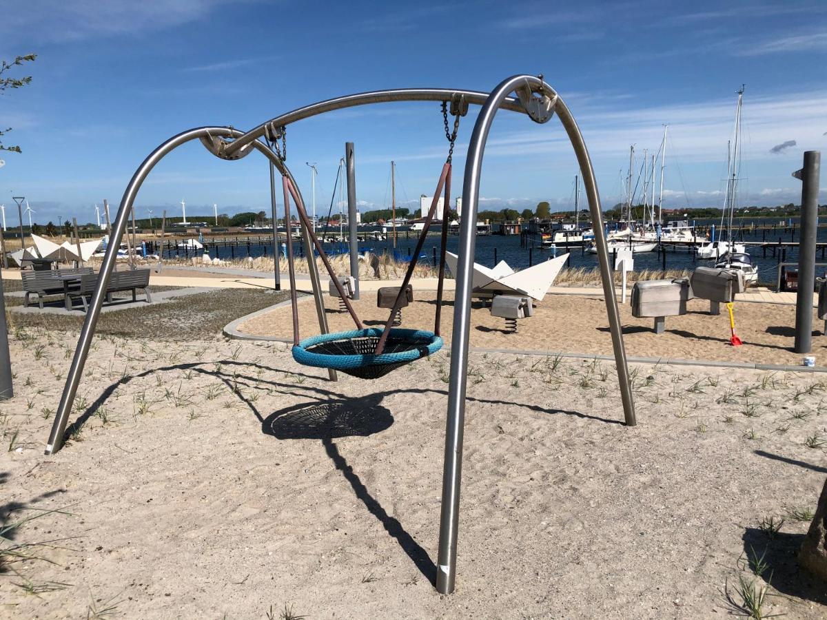 Burgtiefe auf Fehmarn 2Zi-Ferienwohnung Am Suedstrand Mit Eigenem Parkplatz Perfekt Fuer Familie מראה חיצוני תמונה
